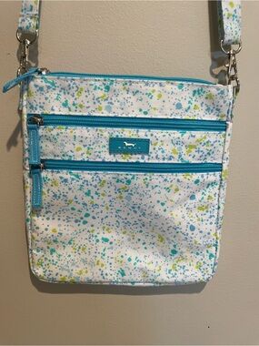 SCOUT Polly crossbody bag. Coated cotton. NWOT. Splash Dance Print.